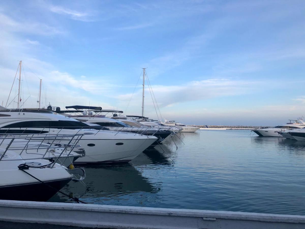 Puerto Banus Apartamento Boho Марбелья Экстерьер фото